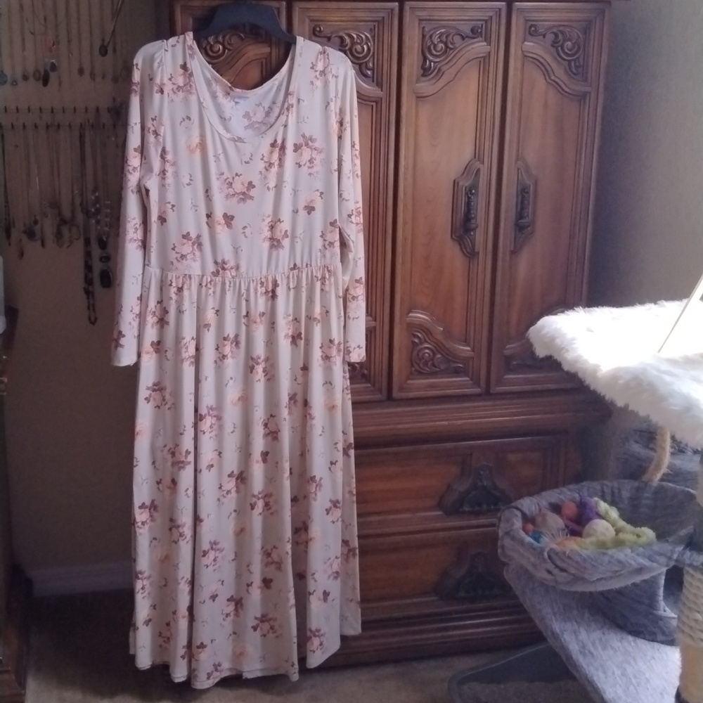 Women's dress size 2XL